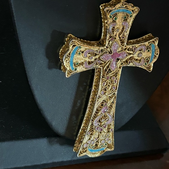 Vintage Gold Filigree Cloisonné Cross Pendant Necklace - Picture 4 of 9